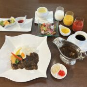 平日限定『ホテルシェフ特製朝カレー』